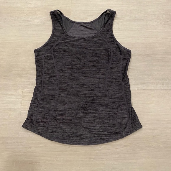 Lululemon Size 10 fitted tank top - Picture 1 of 4
